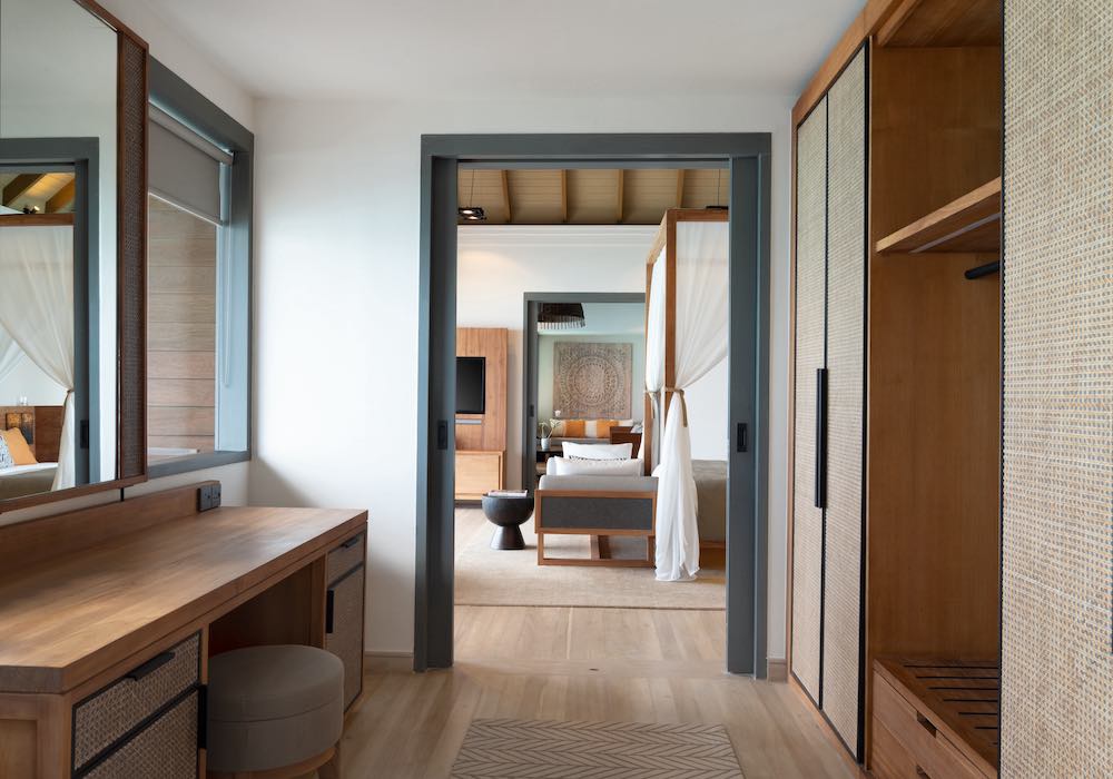 One Bedroom Overwater Pool Residence photo 6